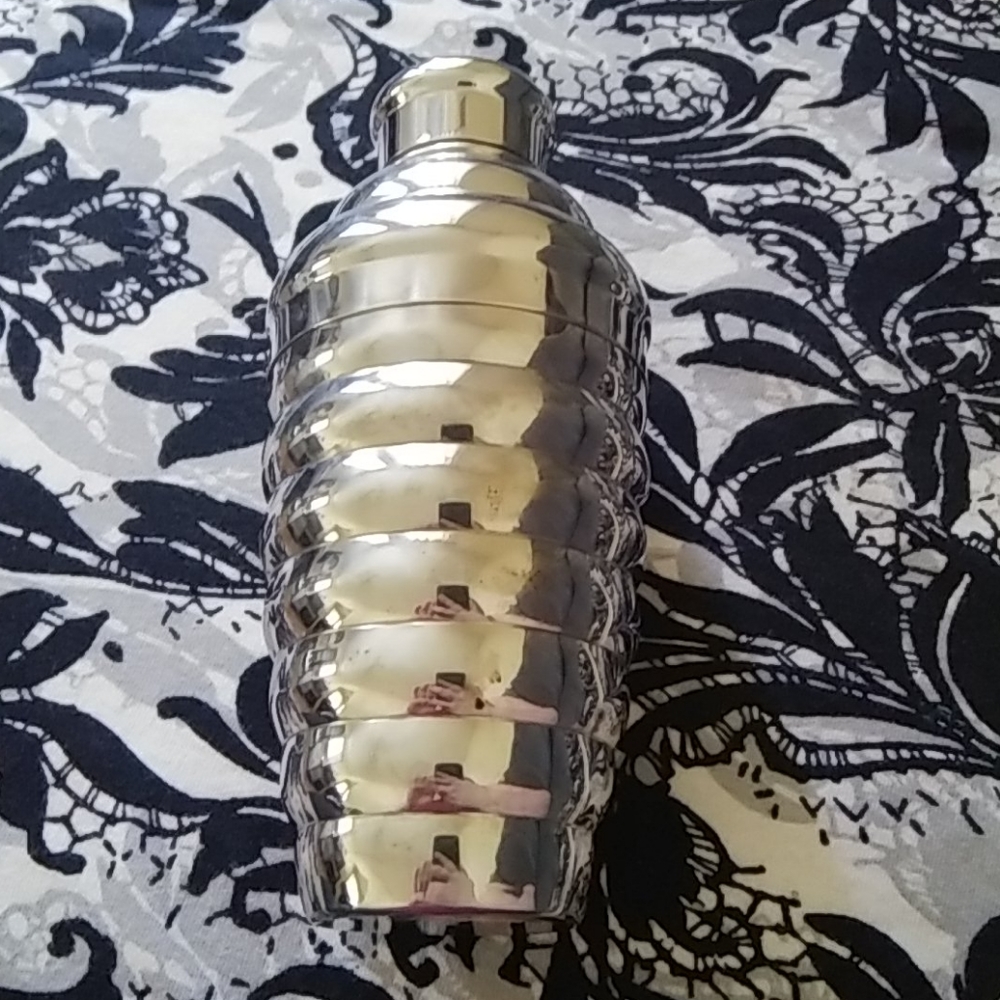 Shaker